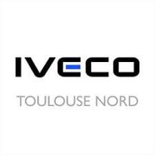 IVECO Toulouse Nord : Concessionnaire et service camions. Logo IVECO Toulouse Nord. Typographie noire moderne avec un trait bleu dans le 'E', sur fond blanc. Représente le concessionnaire de camions.